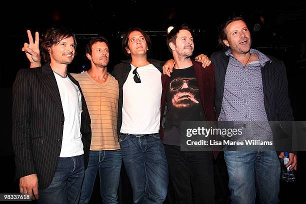 Powder Singer 242 Major Concert Announcement Stock Photos, High-Res Pictures, and ...