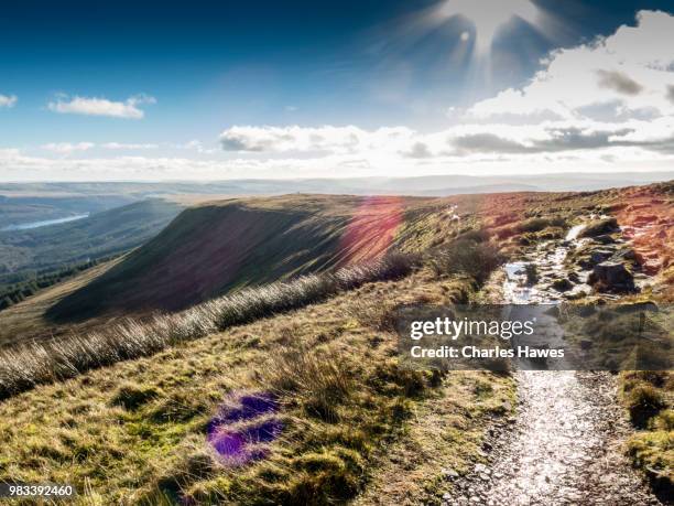 view from footpath at craig fan ddu.image from a circular walk taking in the peaks of corn du and pen y fan in the brecon beacons national park, south wales, uk. january - pen y fan stock pictures, royalty-free photos & images