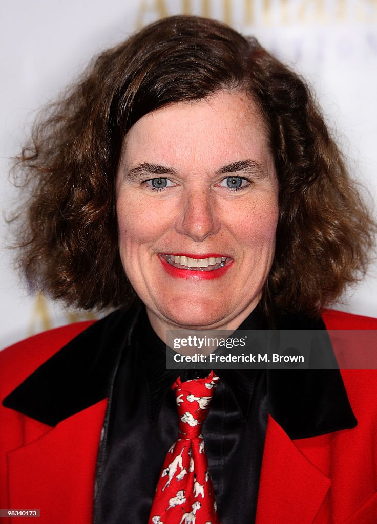 Paula Rants Comedian Paula Poundstone attends the Voice for Animals Foundation's ...