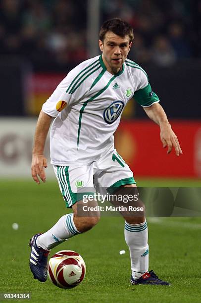 Zvjezdan Misimovic of Wolfsburg runs with the ball during the UEFA Europa League quarter final second leg match between VfL Wolfsburg and Fulham at...