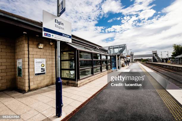 エルジン鉄道駅、ウツボ、スコットランド - グランピアン地方 ストックフォトと画像