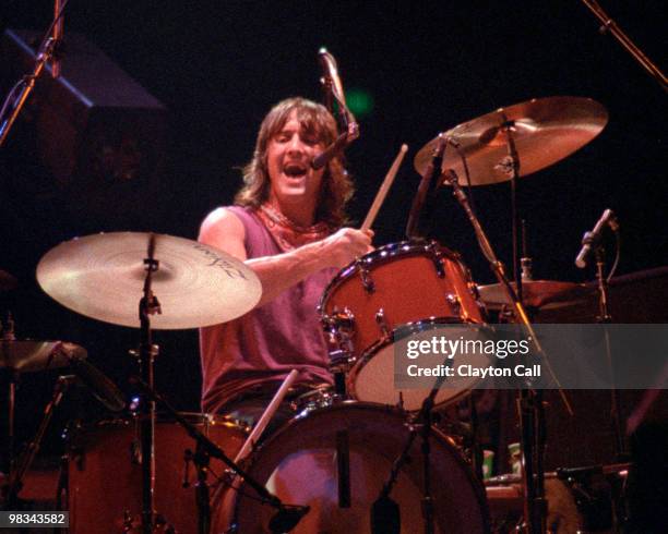 Stan Lynch performing with Tom Petty & The Heartbreakers at the Cow Palace in San Francisco in 1981.