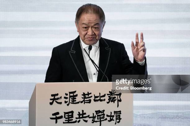 Canning Fok, co-managing director of CK Hutchison Holdings Ltd., gestures as he speaks during a news conference in Hong Kong, China, on Monday, June...