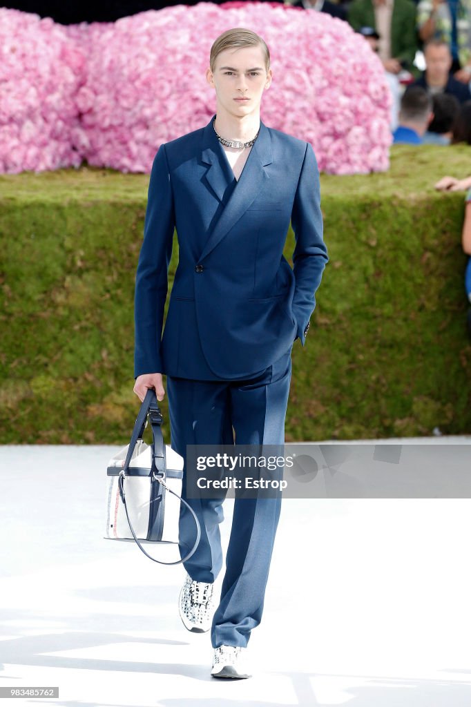 Dior Homme: Runway - Paris Fashion Week - Menswear Spring/Summer 2019