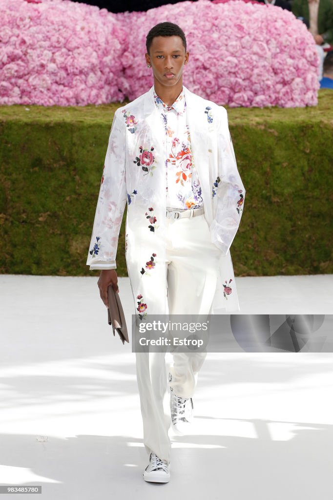 Dior Homme: Runway - Paris Fashion Week - Menswear Spring/Summer 2019