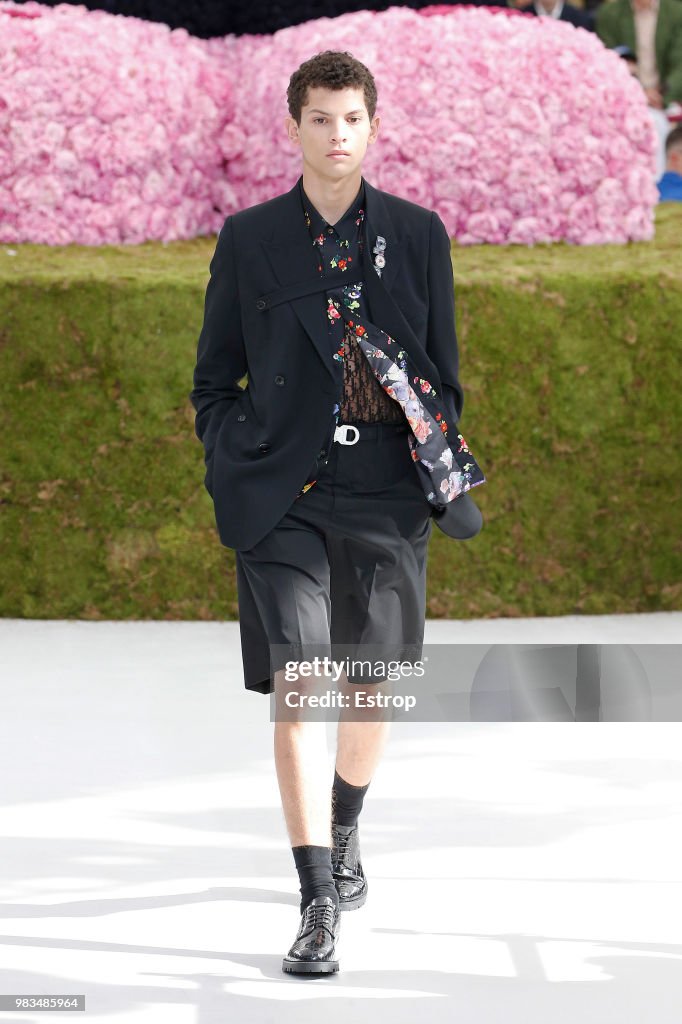 Dior Homme: Runway - Paris Fashion Week - Menswear Spring/Summer 2019