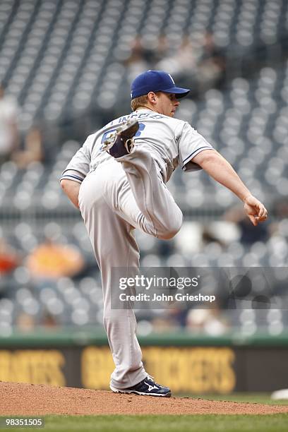 Chad Billingsley of the Los Angeles Dodgers delivers a pitch during the game between the Los Angeles Dodgers and the Pittsburgh Pirates on Thursday,...