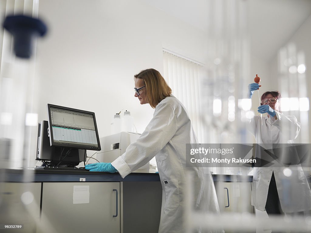 Female Laboratory Technicians