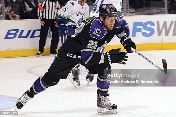 Jarret Stoll of the Los Angeles Kings skates on the ice against the Vancouver Canucks during the game on April 1, 2010 at Staples Center in Los...