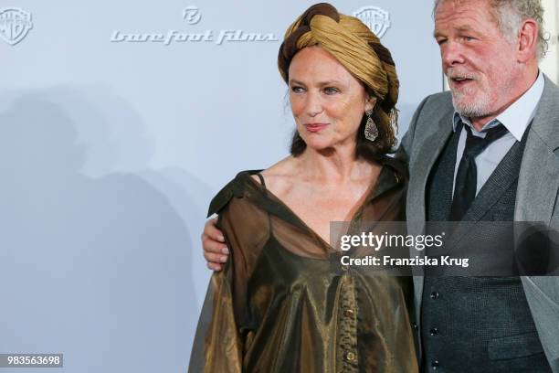 Jacqueline Bisset and Nick Nolte during the 'Head full of Honey' photo call on June 25, 2018 in Berlin, Germany.