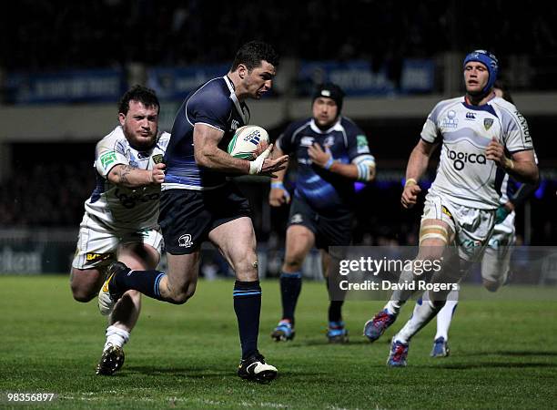 Rob Kearney of Leinster charges upfield during the Heinken Cup quarter final match between Leinster and Clermont Auvergne at the RDS on April 9, 2010...