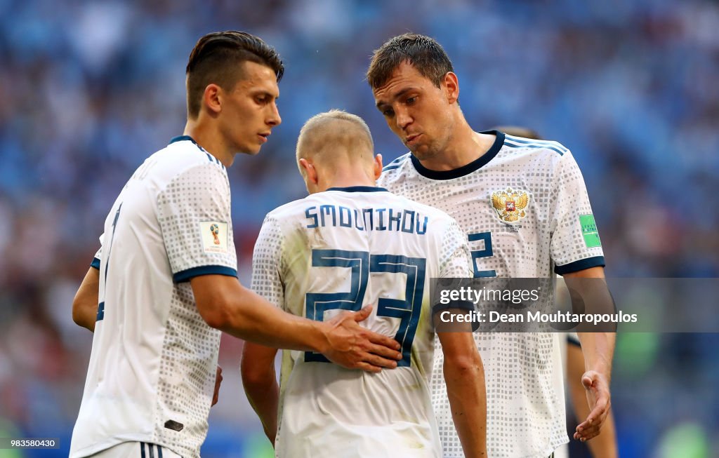 Uruguay v Russia: Group A - 2018 FIFA World Cup Russia