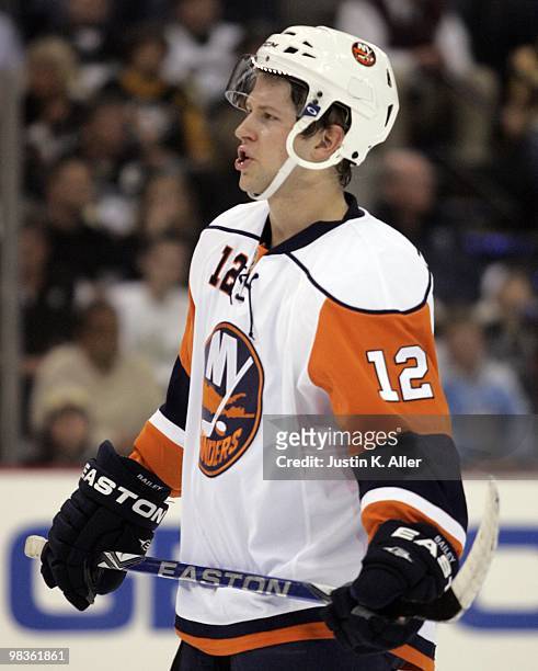Josh Bailey of the New York Islanders prepares for a face-off against the Pittsburgh Penguins at Mellon Arena on April 8, 2010 in Pittsburgh,...