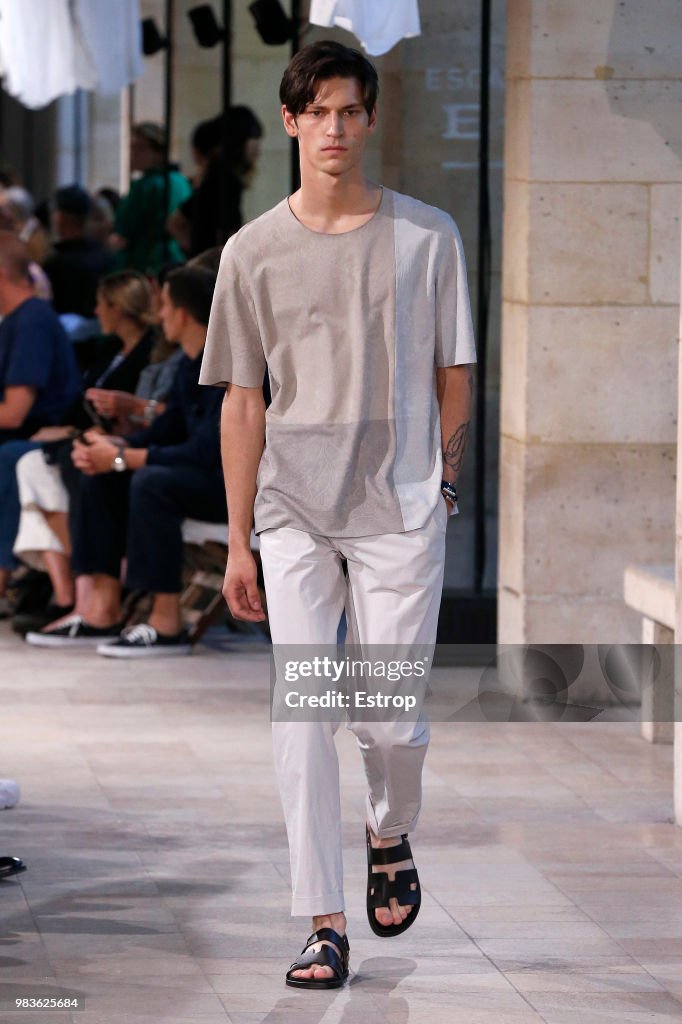 Hermes: Runway - Paris Fashion Week - Menswear Spring/Summer 2019