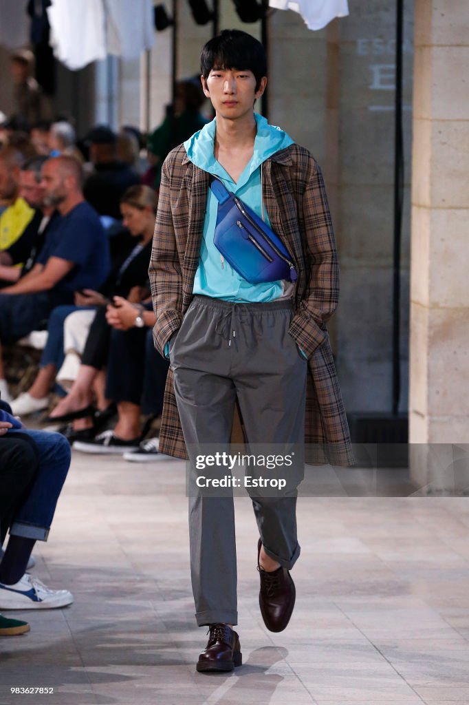 Hermes: Runway - Paris Fashion Week - Menswear Spring/Summer 2019