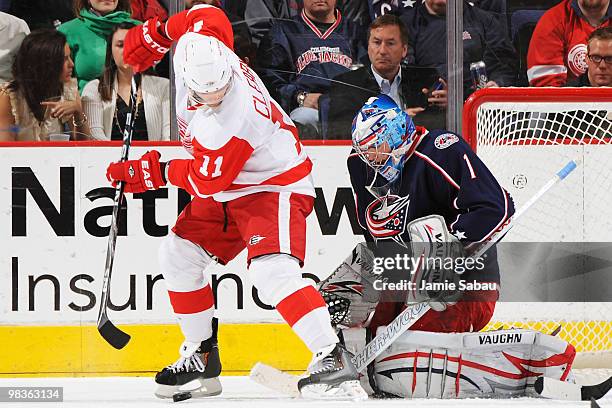 Goaltender Steve Mason of the Columbus Blue Jackets stops a shot from Dan Cleary of the Detroit Red Wings during the third period on April 9, 2010 at...
