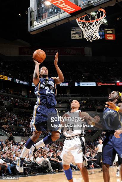 Rudy Gay of the Memphis Grizzlies makes a jump shot against the San Antonio Spurs on April 9, 2010 at the AT&T Center in San Antonio, Texas. NOTE TO...