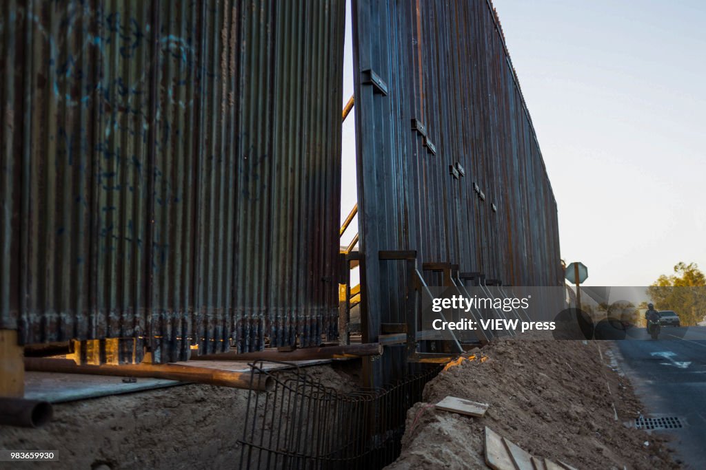 US-Mexico border wall under construction in Mexicali