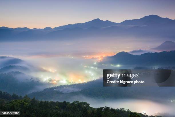 scenery the famous attraction in taiwan, asia. scenery near sun moon lake, sun moon lake in taiwan, asia. yuchi township, nantou county, taiwan - nantou county stock-fotos und bilder