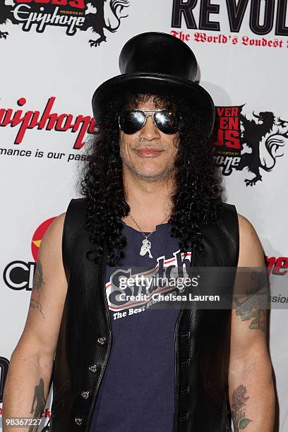 Guitarist Slash arrives at the 2nd Annual Revolver Golden Gods Awards at Club Nokia on April 8, 2010 in Los Angeles, California.