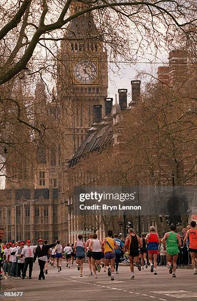 261 2001 London Marathon Photos & High Res Pictures Getty Images
