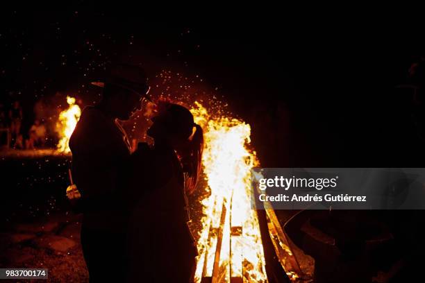 the night of san juan - bonfires in the night of san juan stock pictures, royalty-free photos & images