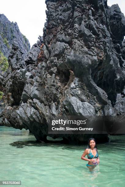 el nido karst lagoon palawan - nido bildbanksfoton och bilder