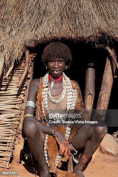 hamer woman  - omo valley stock pictures, royalty-free photos & images
