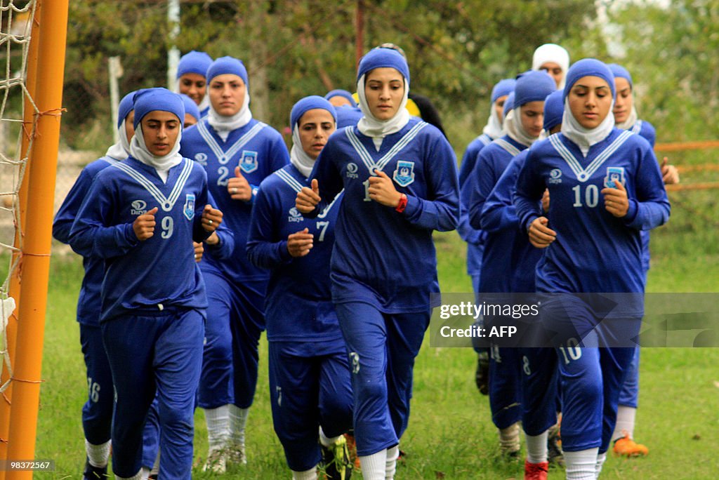 Iranian Malavan Anzali women's football