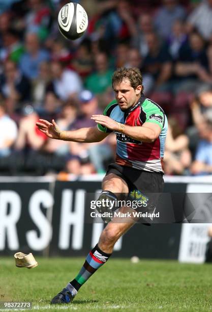 Nick Evans of Harlequins kicks a penalty during the Guinness Premiership match between Harlequins and Leeds Carnegie at The Stoop on April 10, 2010...