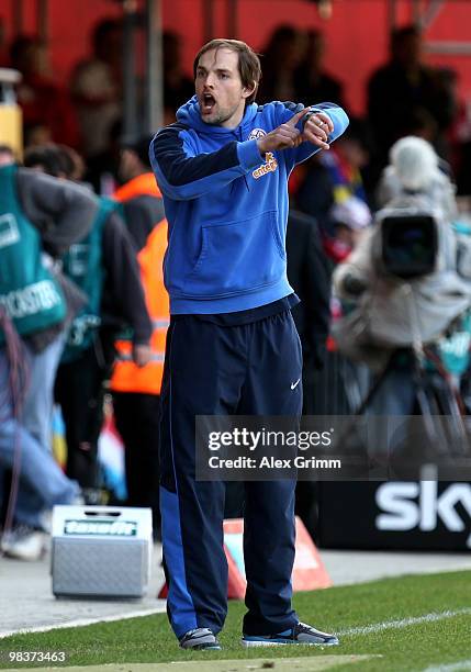 Head coach Thomas Tuchel of Mainz gestures during the Bundesliga match between FSV Mainz 05 and Borussia Dortmund at the Bruchweg Stadium on April...