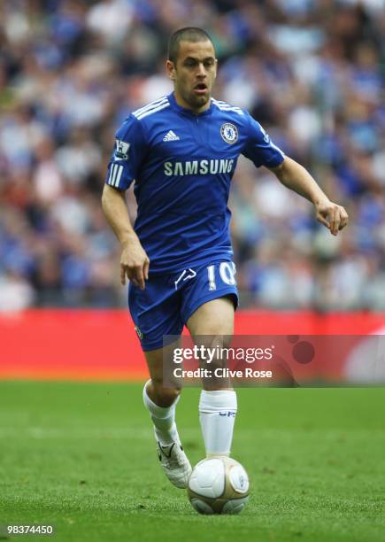 Joe Cole of Chelsea runs with the ball during the FA Cup sponsored by E.ON Semi Final match between Aston Villa and Chelsea at Wembley Stadium on...