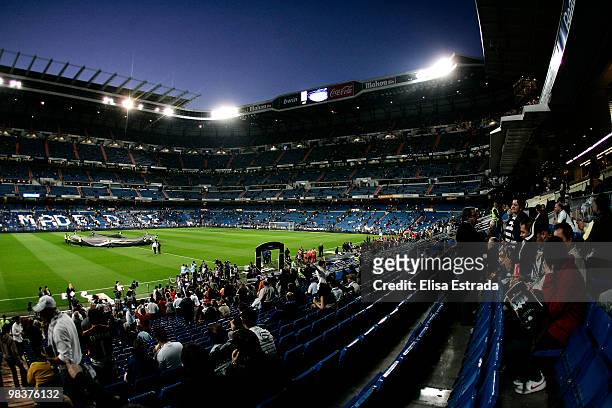 General view of the stadium before the La Liga match between Real Madrid and Barcelona at Estadio Santiago Bernabeu on April 10, 2010 in Madrid,...