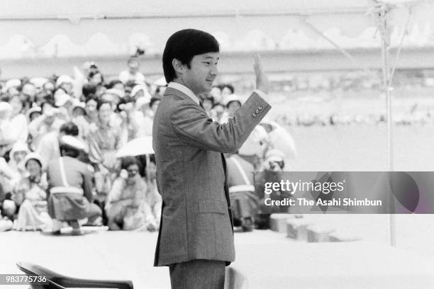 Prince Naruhito inspects the 'Okihiki' ritual of the Shikinen Sengu on May 30, 1987 in Ise, Mie, Japan.