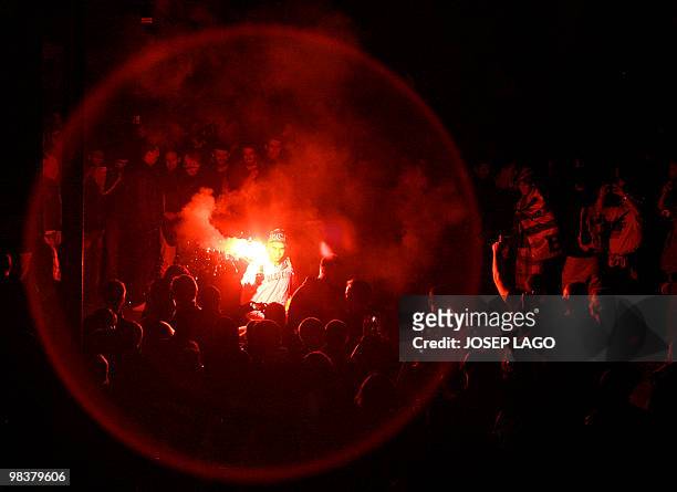 Barcelona's supporters celebrate their team's victory against Real Madrid at "The Ramblas" street in Barcelona on April 10, 2010 after the 'El...
