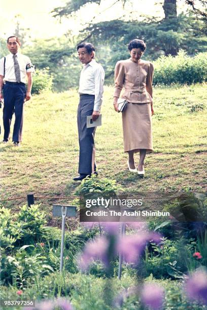 Crown Prince Akihito and Crown Princess Michiko visit the University of Tokyo Nikko Botanical Garden on June 5, 1987 in Nikko, Tochigi, Japan.