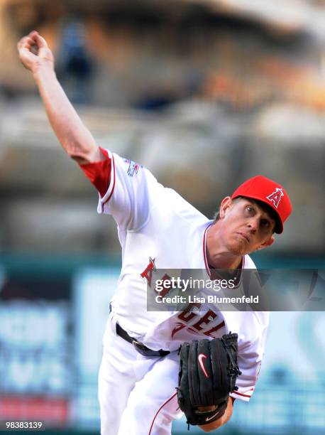 Jered Weaver of the Los Angeles Angels of Anaheim pitches against the Oakland Athletics on April 10, 2010 in Anaheim, California.