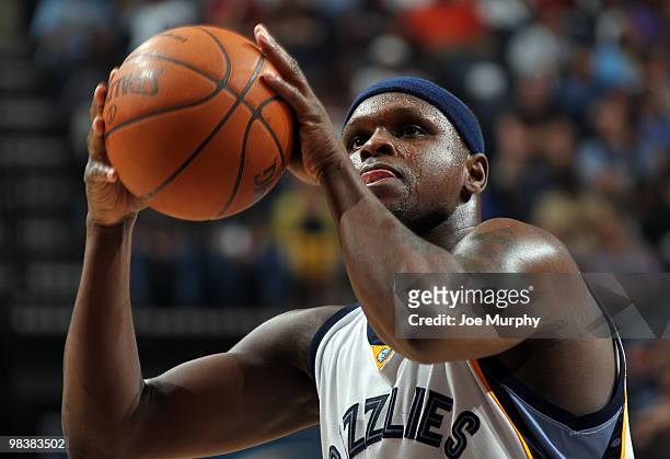 Zach Randolph of the Memphis Grizzlies shoots a freethrow against the Philadelphia 76ers on April 10, 2010 at FedExForum in Memphis, Tennessee. NOTE...