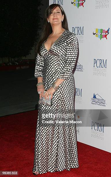 Actress Joely Fisher arrives at Nonprofit Physicians Committee For Responsible Medicine's 25th Anniversary on April 10, 2010 in West Hollywood,...