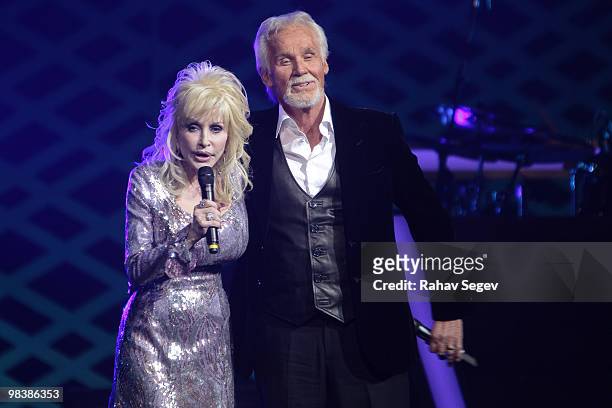 Ledyard, CT Dolly Parton and Kenny Rogers perform at Kenny Rogers : The First 50 Years at The MGM Grand at Foxwoods on April 10, 2010 in Ledyard,...