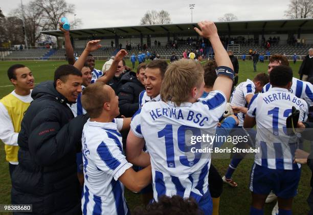 The team of Berlin celebrates after winning the DFB Juniors Cup half final between Hertha BSC Berlin and VfL Bochum at the Amateurstadion of Hertha...