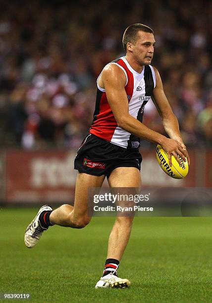 Jarryn Geary of the Saints looks upfield during the round three AFL match between the St Kilda Saints and the Collingwood Magpies at Etihad Stadium...