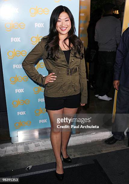 Actress Jenna Ushkowitz arrives at the "GLEE" fountain show and outdoor screening of the spring premiere episode at The Grove on April 10, 2010 in...