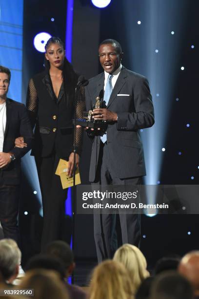 Head Coach Dwayne Casey fo the Detroit Pistons accepts an award during the 2018 NBA Awards Show on June 25, 2018 at The Barkar Hangar in Santa...