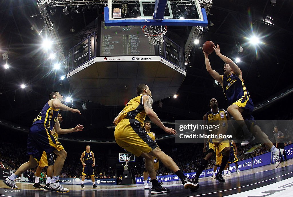 Phantoms Braunschweig v Alba Berlin - Beko BBL