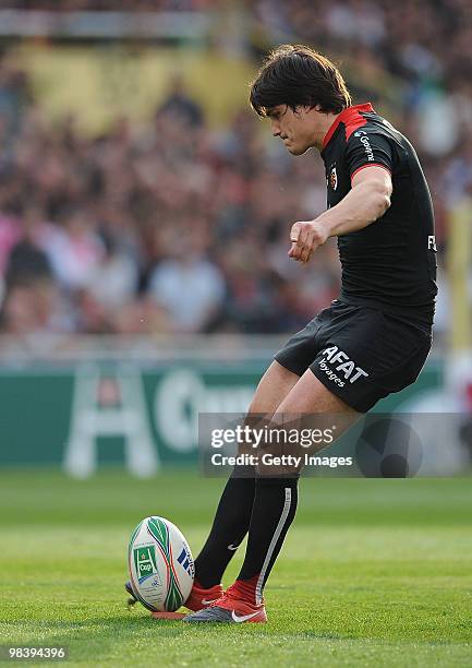 David Skrela of Toulousain kicks at goal during the Heineken Cup Quarter Final match between Stade Toulousain and Stade Francais at the Stade...