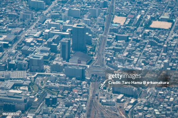 hankyu nishinomiya kitaguchi station in daytime aerial view from airplane - 西宮市 個照片及圖片檔