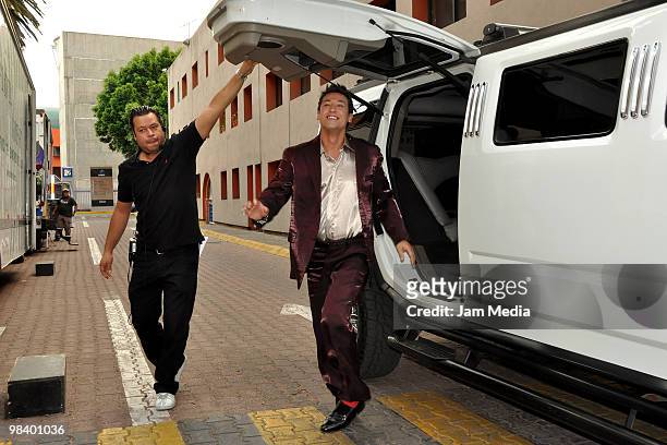 Argentinian singer Pablo Ruiz arrives at a concert for the new reality show 'Second Chance' of Azteca TV at the Churubusco studios on April 11, 2010...