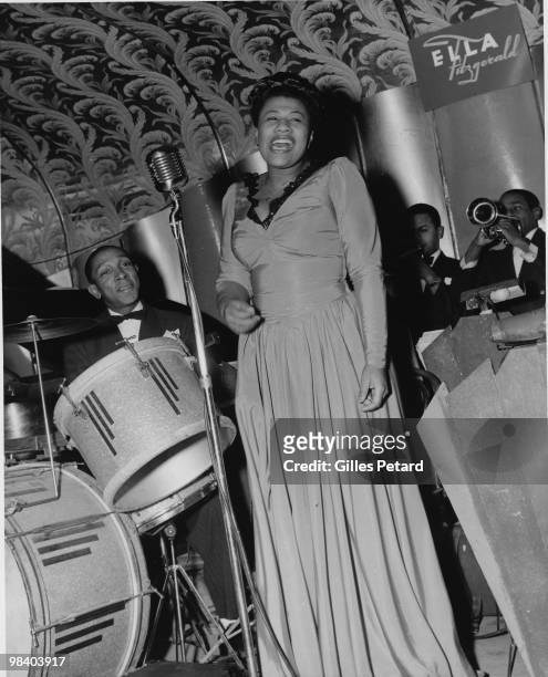 Ella Fitzgerald performs on stage at the Savoy Ballroom in 1940 in the United States.