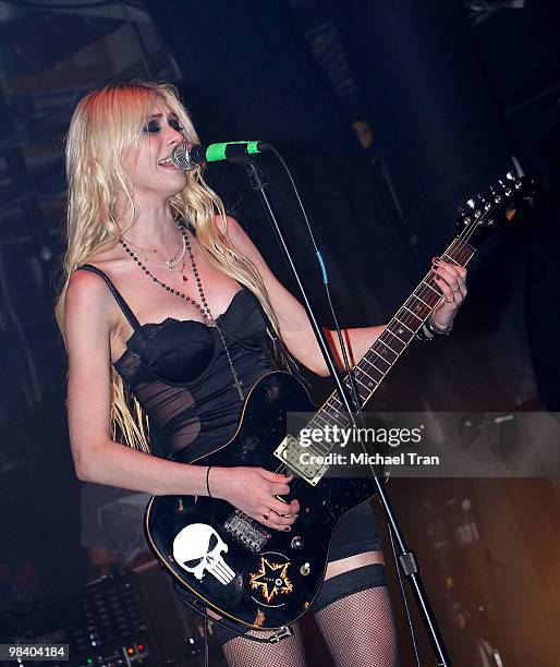 Taylor Momsen of Pretty Reckless performs at the VANS Warped Tour 2010 press conference and kick-off party held at the Key Club on April 9, 2010 in...
